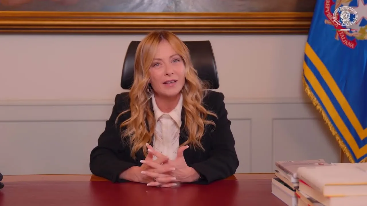 Giorgia Meloni in der offiziellen Videobotschaft von Palazzo Chigi am 20. Oktober 2026